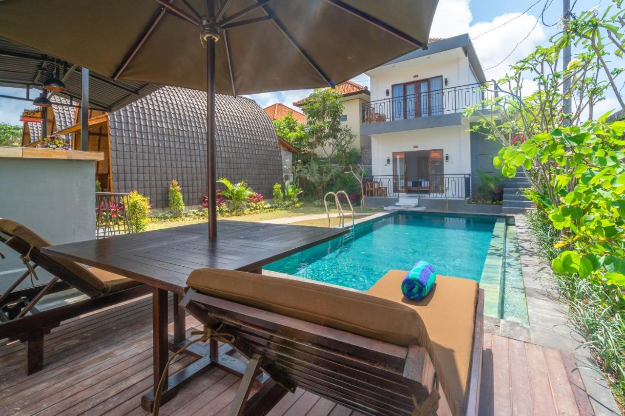 Wooden Puri Guesthouse Uluwatu  Exterior photo